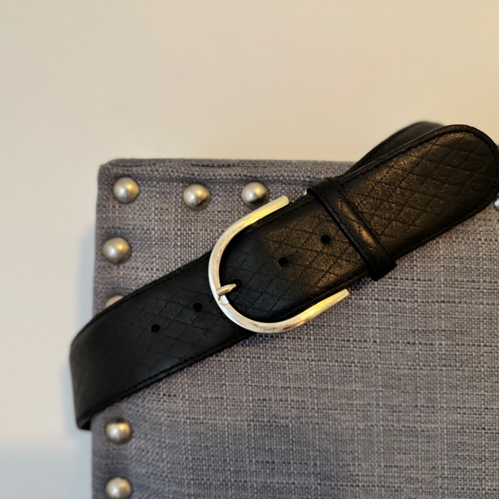 The Tailored Sportsman Black and Silver Leather Belt